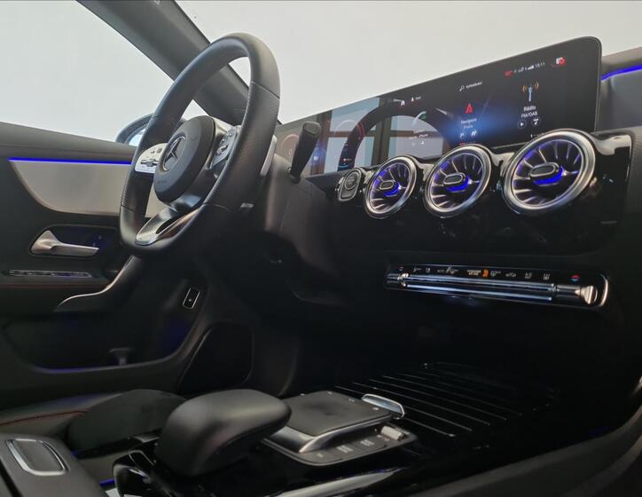 Mercedes-Benz CLA 16