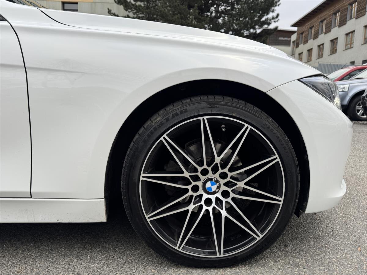 BMW Řada 3 Kombi 2,0 l 105 kw