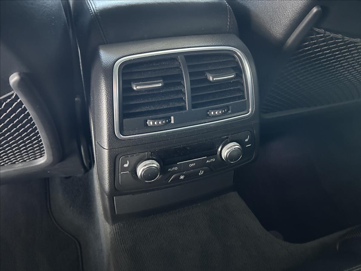 Audi A6 Sedan / Limuzína 3,0 l 230 kw