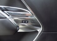 Land Rover Range Rover SUV 4,4 l 390 kw