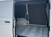 Volkswagen Transporter Skříň 2,0 l 110 kw