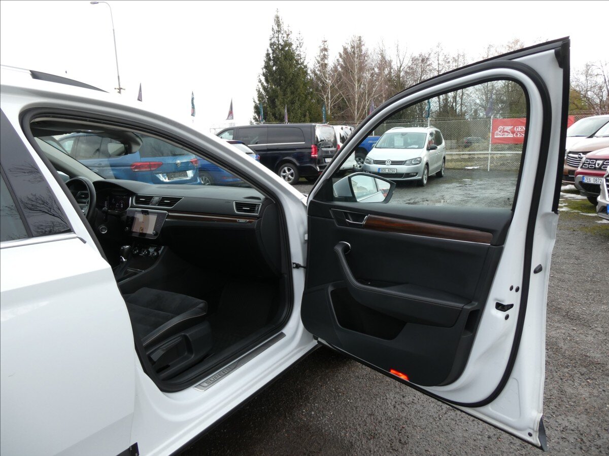 Škoda Superb Kombi 2,0 l 147 kw
