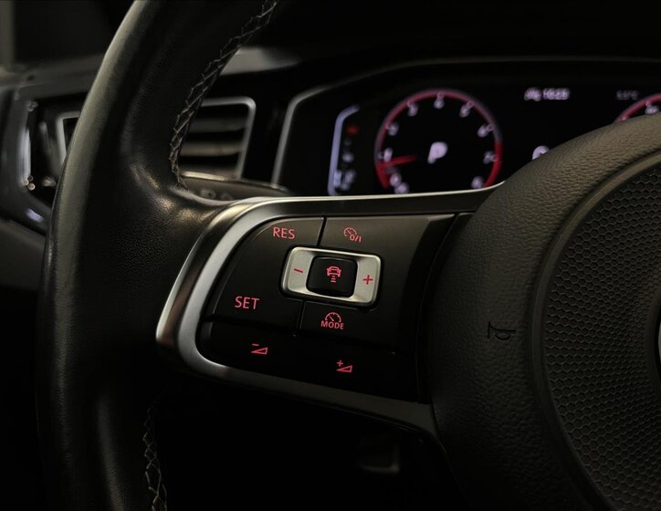 Volkswagen Polo Hatchback 1,5 l 110 kw