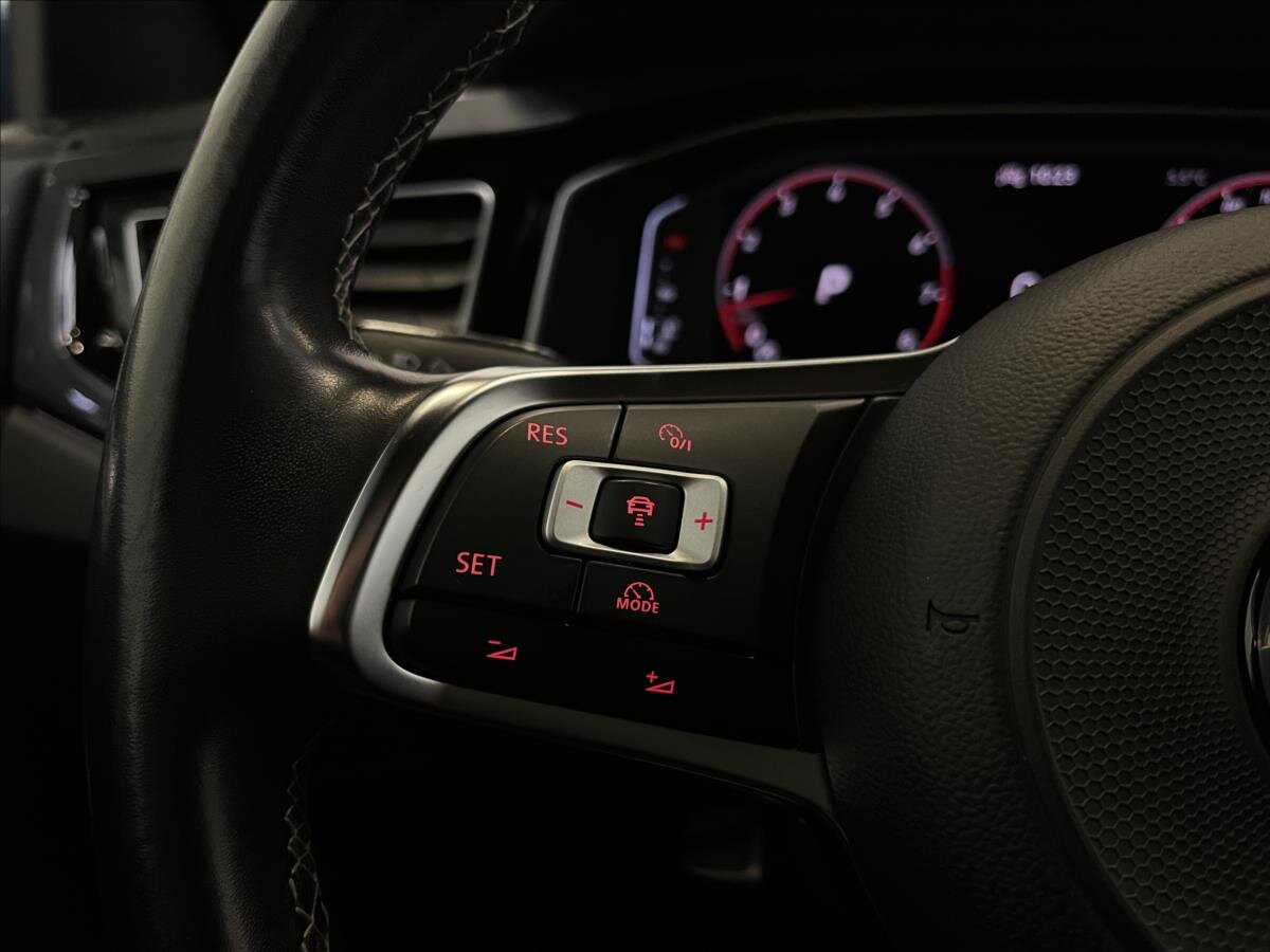 Volkswagen Polo Hatchback 1,5 l 110 kw