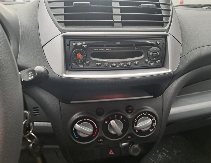 Suzuki Alto Hatchback 996,0 50 kw