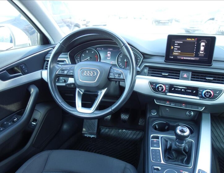 Audi A4 Sedan / Limuzína 2,0 l 110 kw