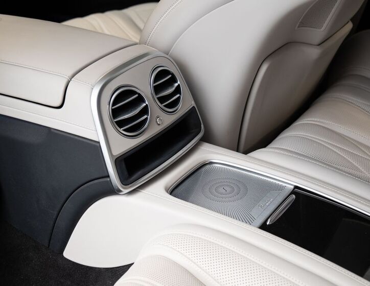 Mercedes-Benz Třídy S 18