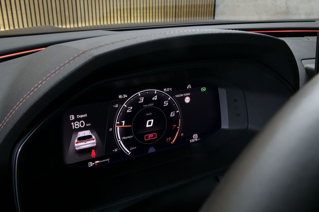 Cupra Formentor SUV / Terénní 2,0 l 140 kw