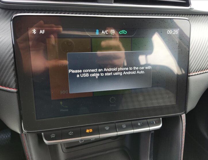 MG ZS SUV / Terénní 1,5 l 78 kw