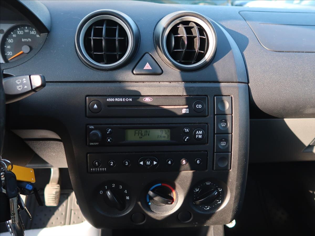 Ford Fiesta Hatchback 1,3 l 51 kw