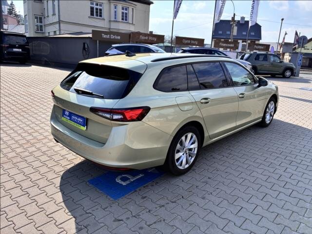 Škoda Superb Kombi 2,0 l 110 kw