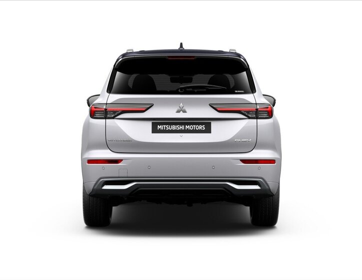 Mitsubishi Outlander 10