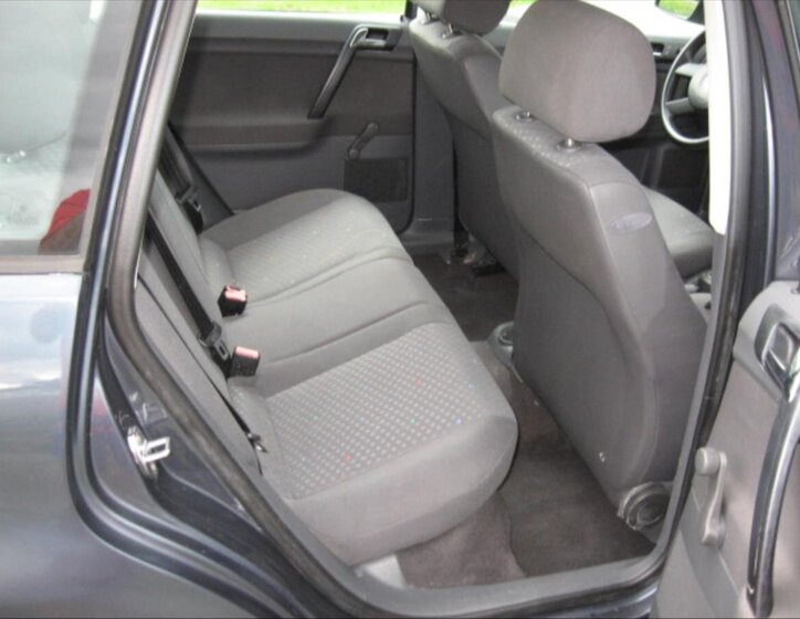 Volkswagen Polo Hatchback 1,2 l 47 kw