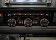 Volkswagen Multivan 16