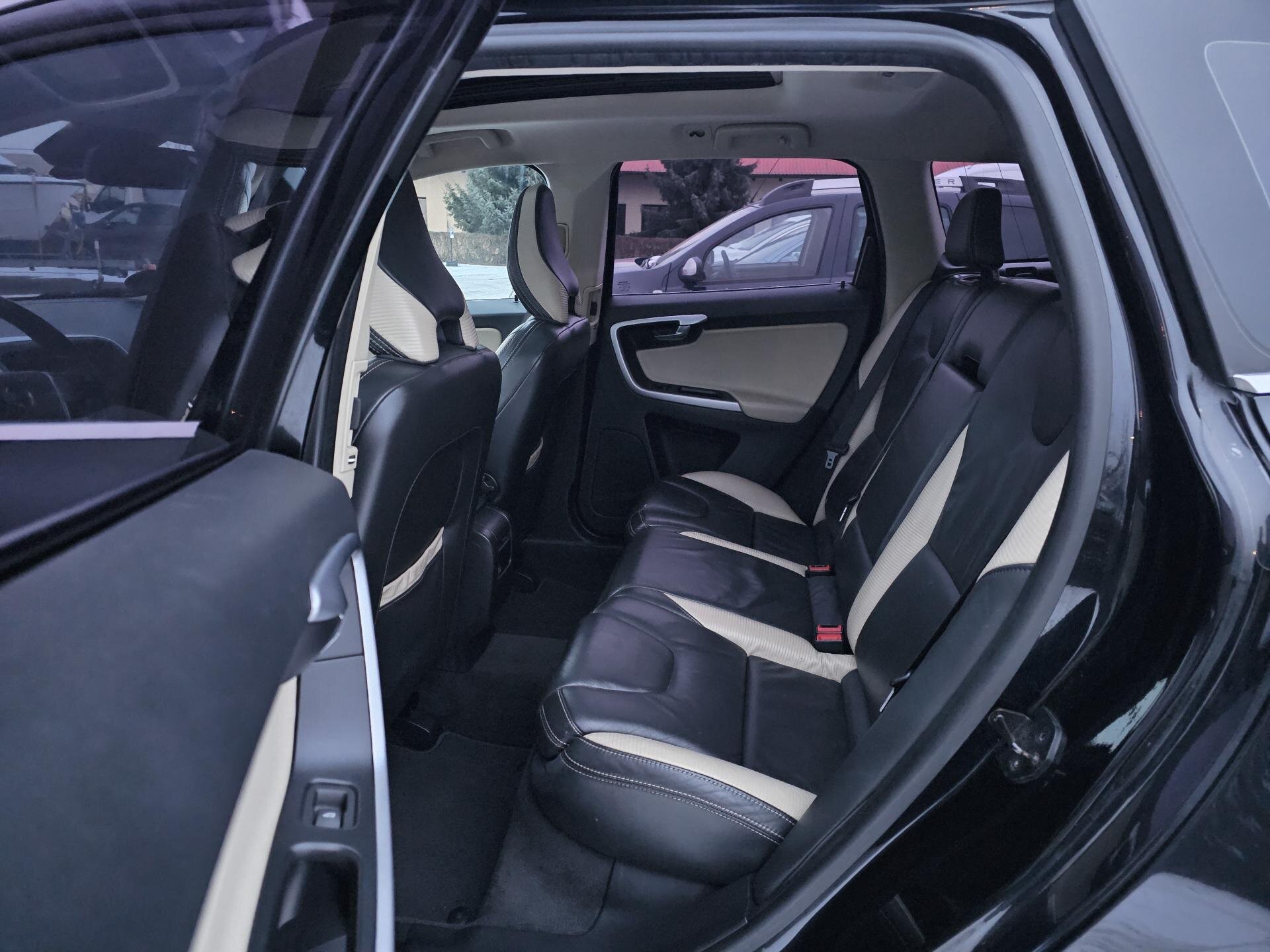 Volvo XC60 SUV 3,0 l 224 kw