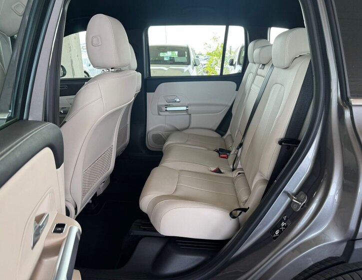 Mercedes-Benz EQB SUV / Terénní 0,0 168 kw