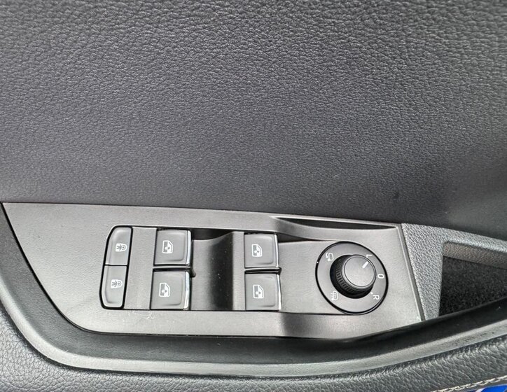 Škoda Superb Liftback 2,0 l 110 kw