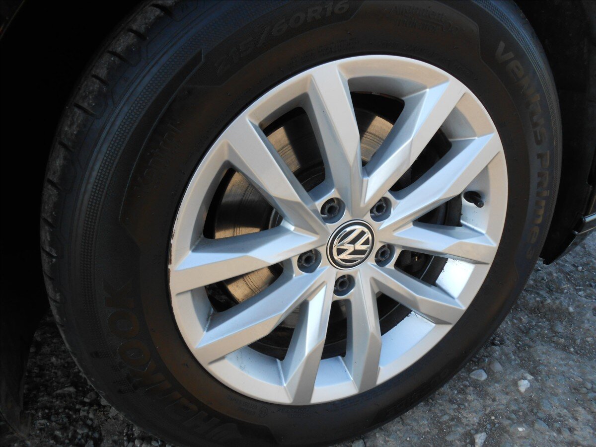 Volkswagen Passat Kombi 2,0 l 110 kw