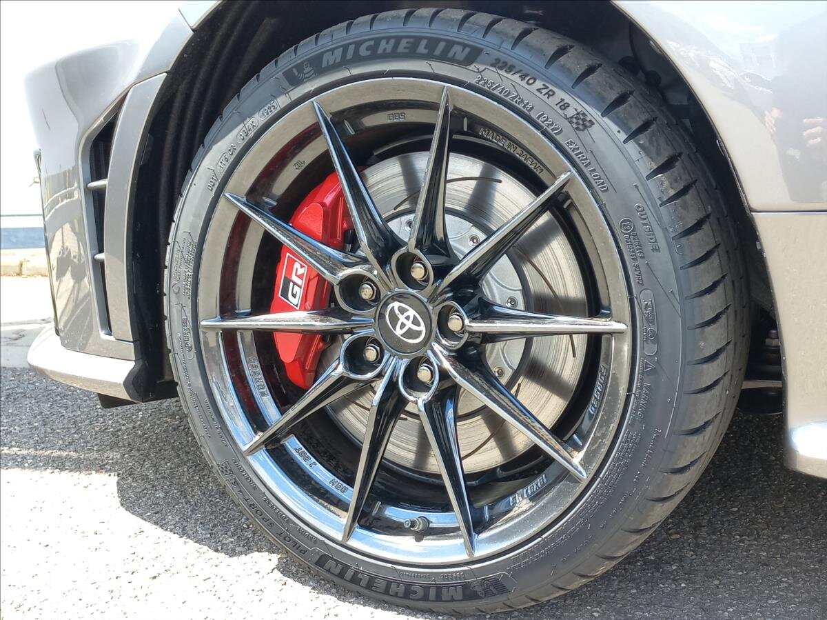 Toyota GR Yaris Hatchback 1,6 l 206 kw