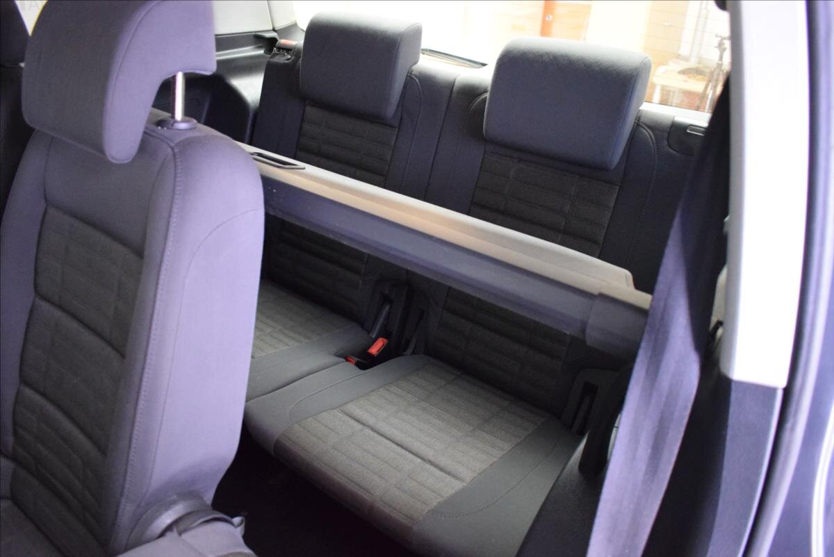 Volkswagen Touran MPV 2,0 l 103 kw