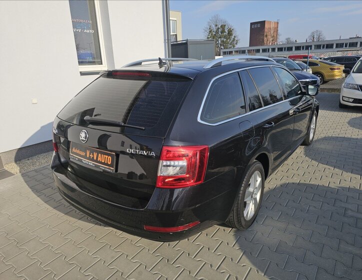Škoda Octavia Kombi 1,6 l 85 kw