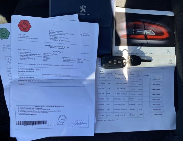 Peugeot 301 Sedan 1,2 l 53 kw