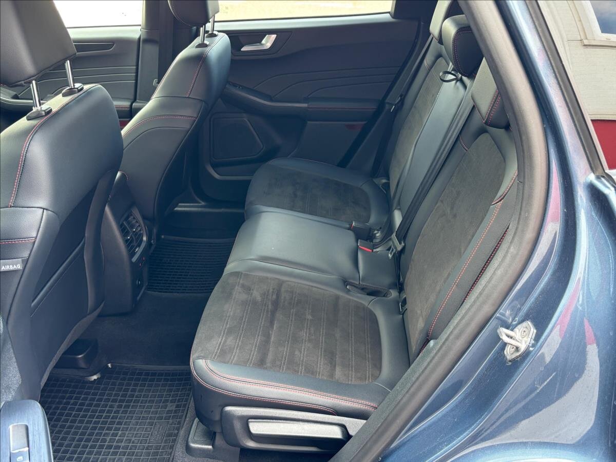 Ford Kuga SUV / Terénní 2,0 l 88 kw