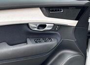 Volvo XC90 SUV 2,0 l 335 kw