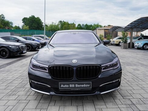 BMW Řada 7 Sedan / Limuzína 3,0 l 294 kw