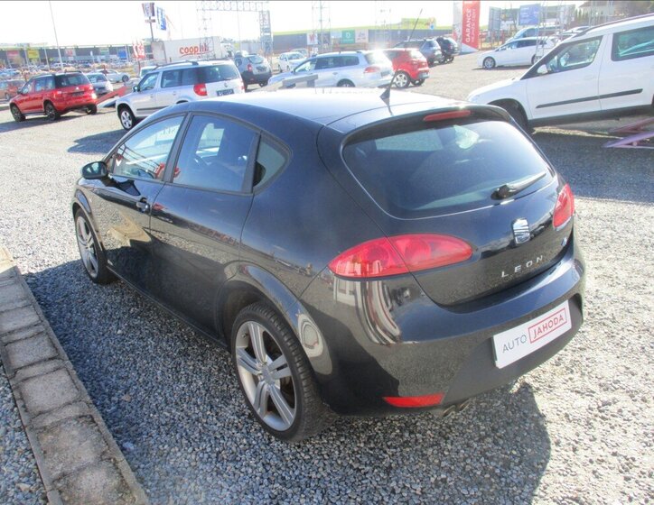 Seat Leon Hatchback 2,0 l 125 kw