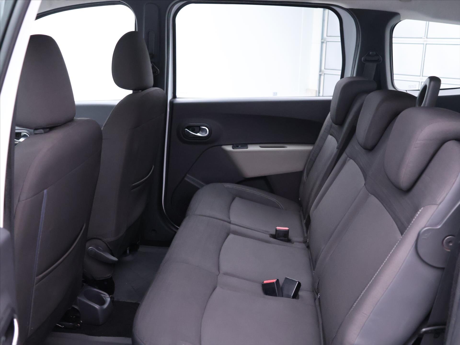 Dacia Lodgy Kombi 1,5 l 79 kw