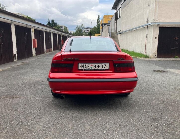 Opel Calibra Kupé 2,0 l 85 kw