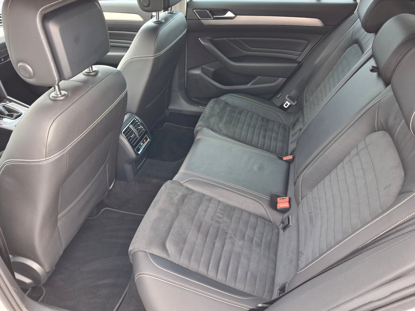 Volkswagen Passat Kombi 2,0 l 140 kw