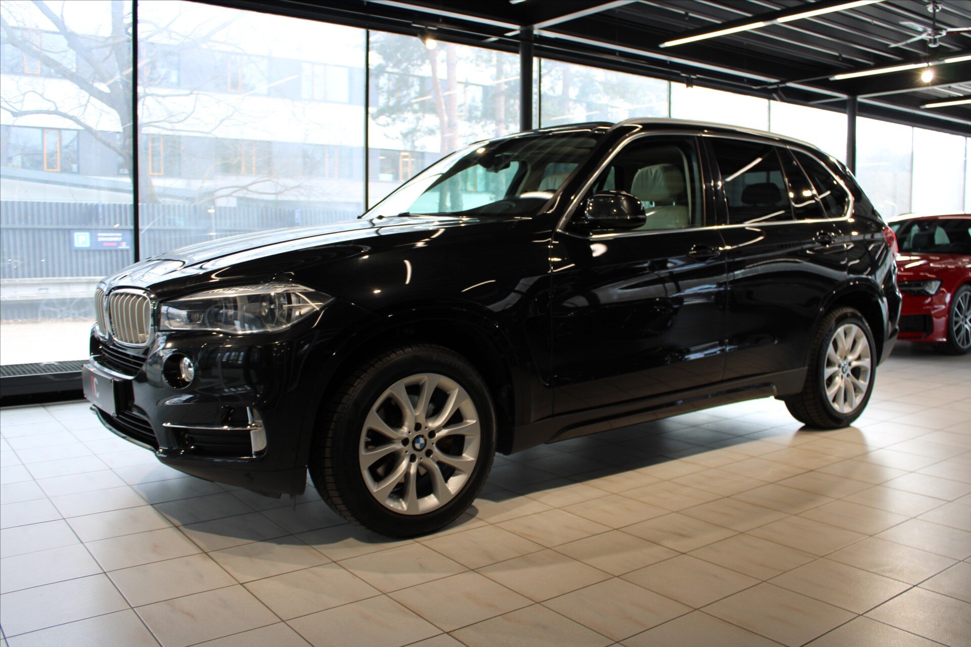 BMW X5 SUV / Terénní 3,0 l 230 kw
