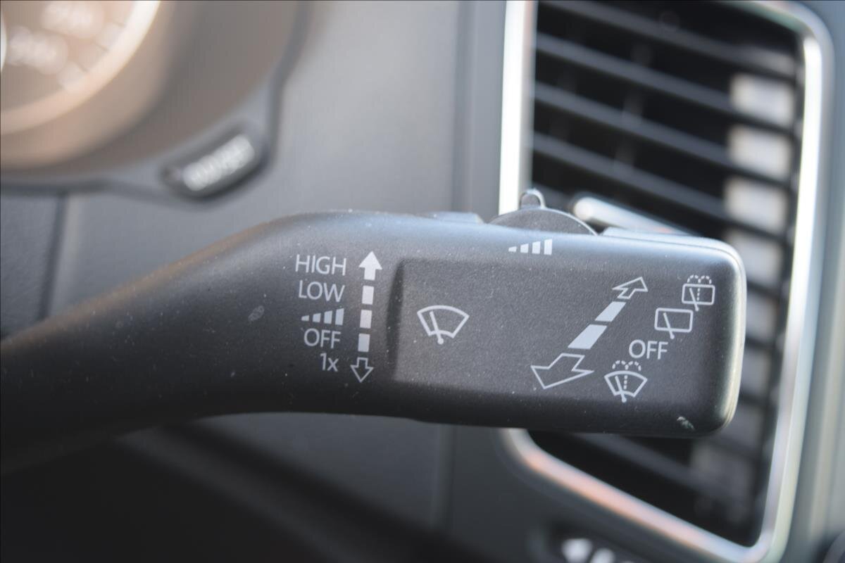 Seat Alhambra Kombi 2,0 l 135 kw