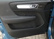 Volvo XC40 SUV / Terénní 2,0 l 120 kw