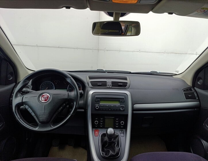 Fiat Croma Kombi 1,9 l 88 kw