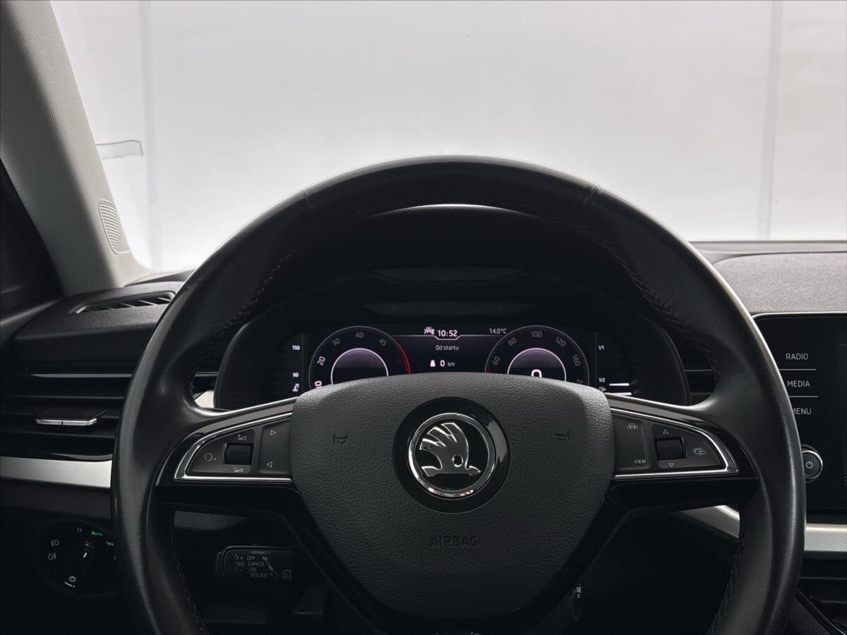 Škoda Scala Hatchback 1,6 l 85 kw