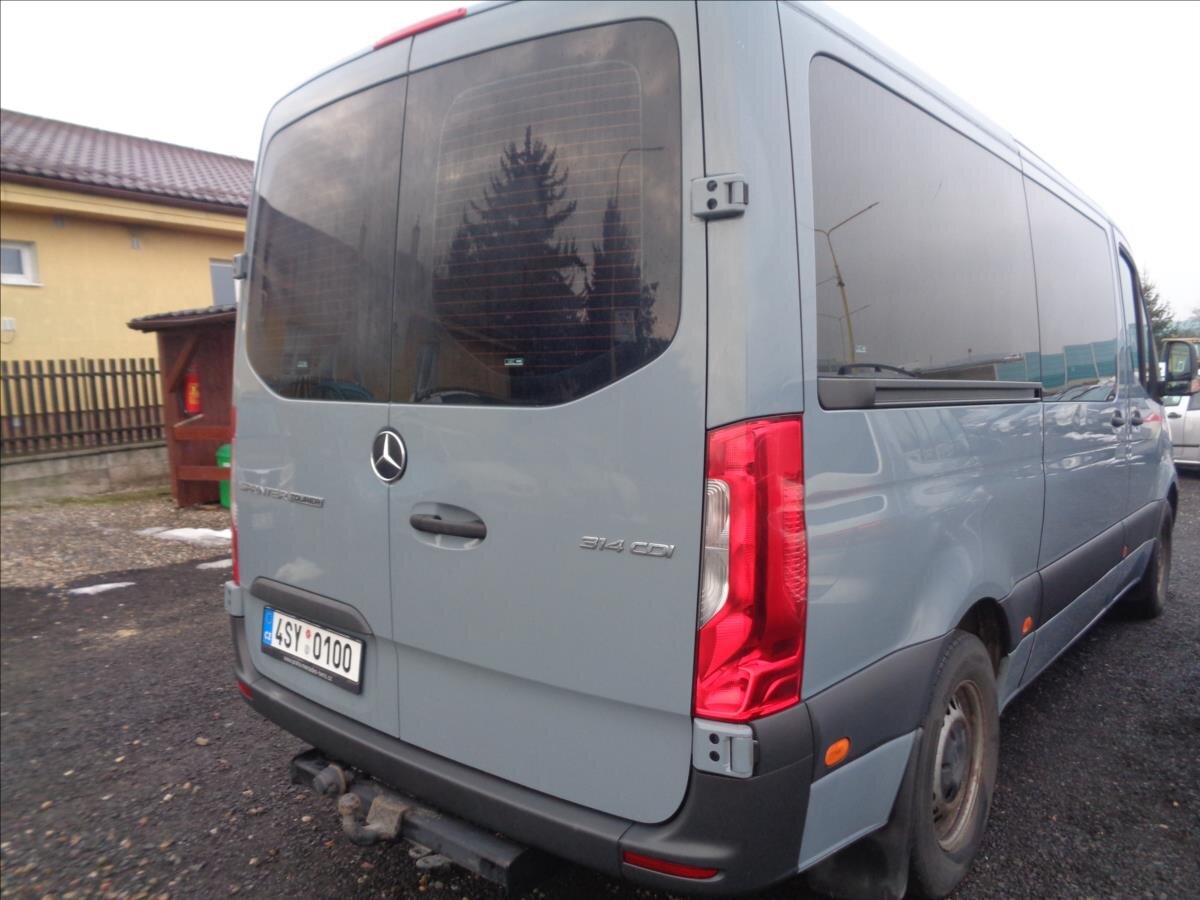 Mercedes-Benz Sprinter Kombi 2,1 l 105 kw