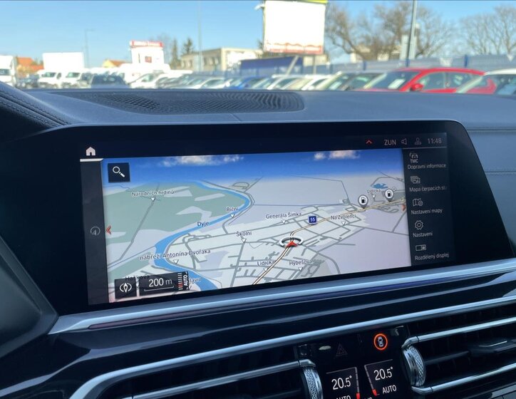 BMW X7 SUV / Terénní 3,0 l 195 kw