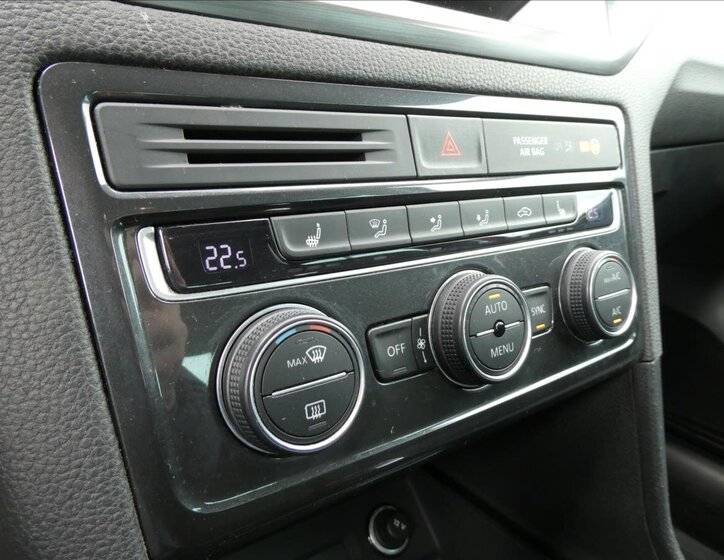 Volkswagen Golf Sportsvan MPV 999,0 85 kw