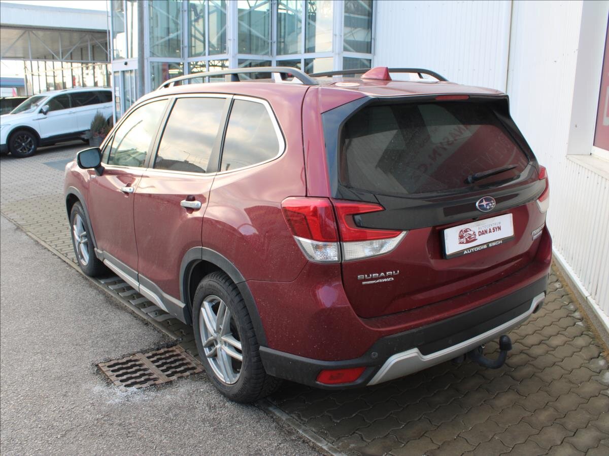 Subaru Forester SUV 2,0 l 110 kw
