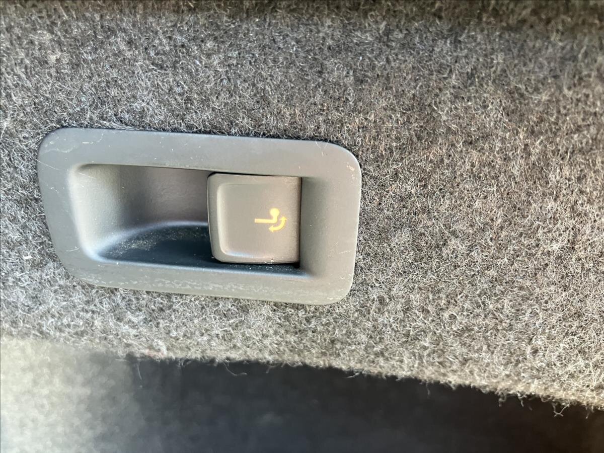 Volkswagen Passat Kombi 2,0 l 110 kw