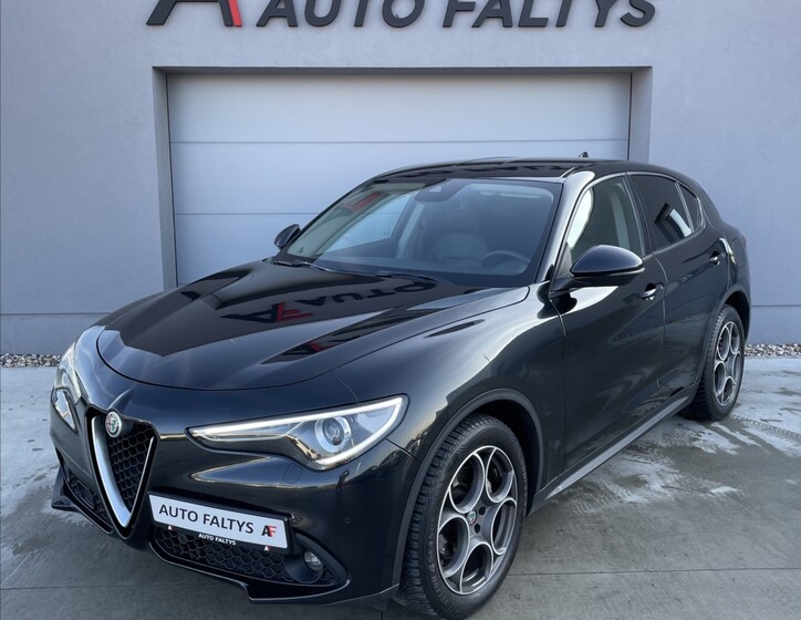 Alfa Romeo Stelvio 7