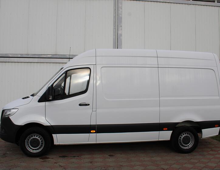 Mercedes-Benz Sprinter 6