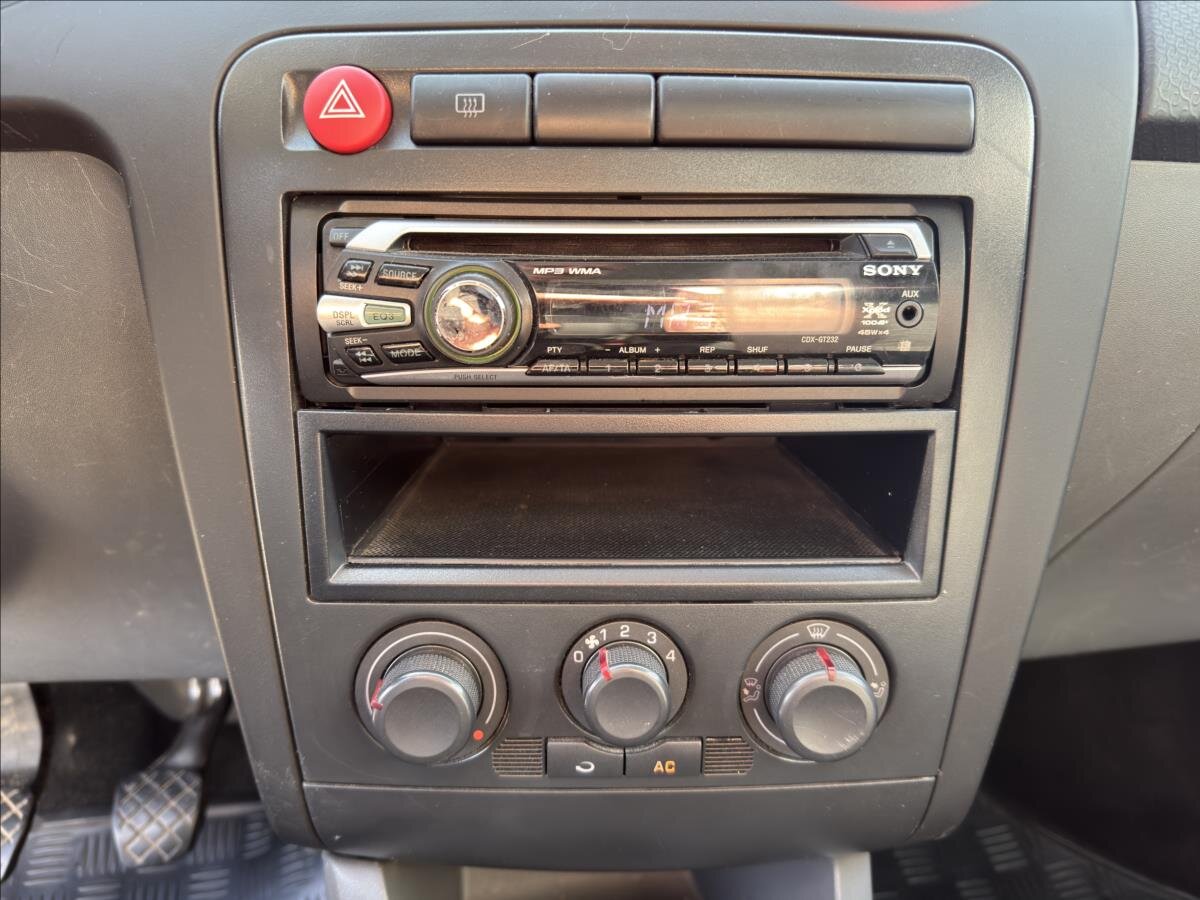 Seat Cordoba Sedan / Limuzína 1,4 l 63 kw