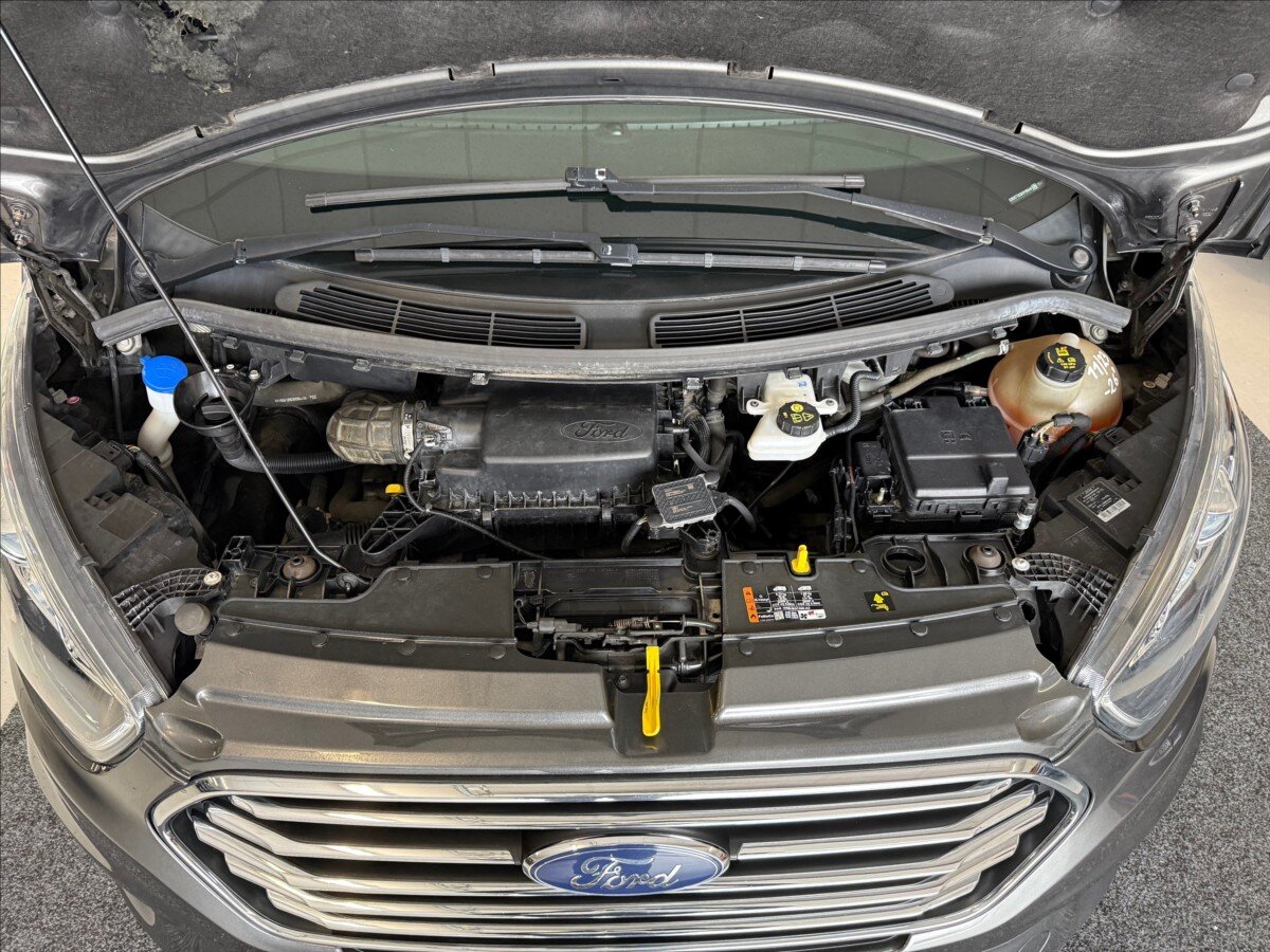 Ford Tourneo Custom MPV 2,0 l 96 kw