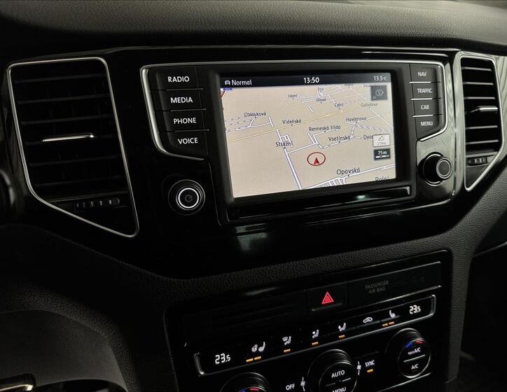 Volkswagen Golf Sportsvan 21