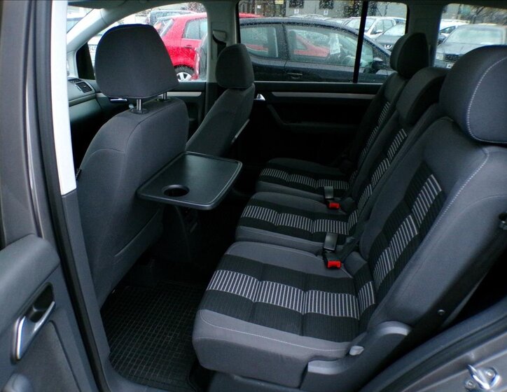 Volkswagen Touran 18