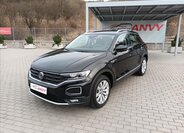 Volkswagen T-Roc SUV / Terénní 1,5 l 110 kw